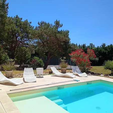 Pool, Tennis, Sauna Et Balneo In The Little Forest וילה *