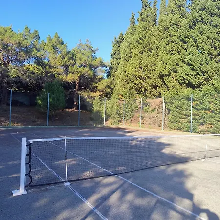 Pool, Tennis, Sauna Et Balneo In The Little Forest فيلة Pennautier