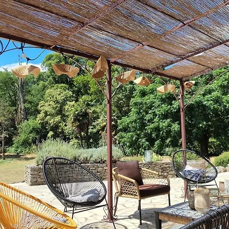 Pool, Tennis, Sauna Et Balneo In The Little Forest וילה *