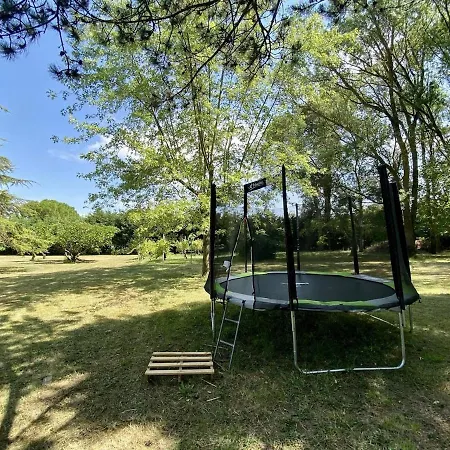 Pool, Tennis, Sauna Et Balneo In The Little Forest Pennautier